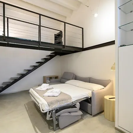 Daire Loft Palazzo D'amelj Nel Centro Storico Di