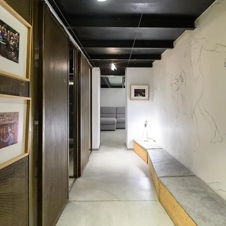 Loft Palazzo D'amelj Nel Centro Storico Di 아파트